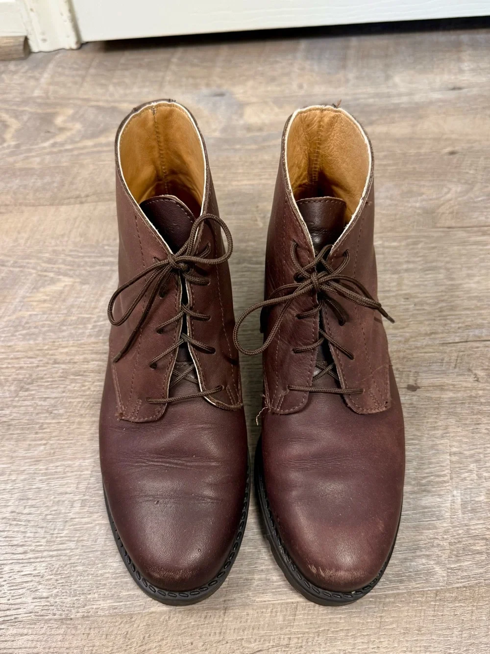 Vintage Eddie Bauer Women’s Brown Leather Lace-Up Ankle Boots 8.5
